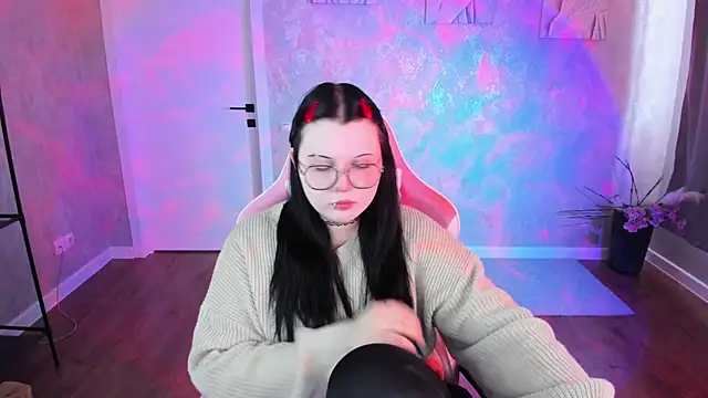 Kira G0ld online show from 04.09.26