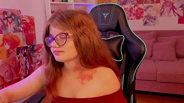 ChloeHalses online show from 03.31.26