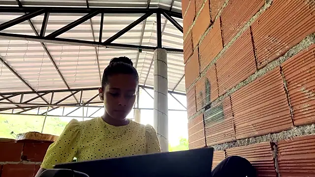 KayleenStoyanoff online show from 02.20.26