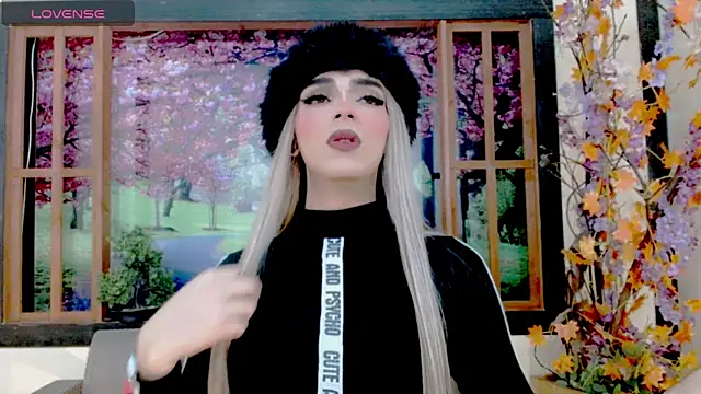 Snapshot of Maddye_Fox chatting on 02.12.26 Maddye Fox online show from 02.12.26