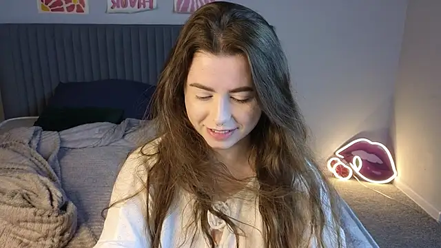 Snapshot of LovingWhisperr chatting on 03.02.26 LovingWhisperr online show from 03.02.26