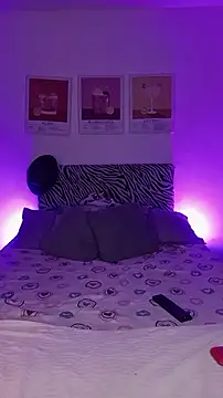 Daniellesins1 online show from 03.14.26