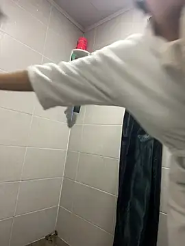 Emma Sanz   online show from 03.19.26