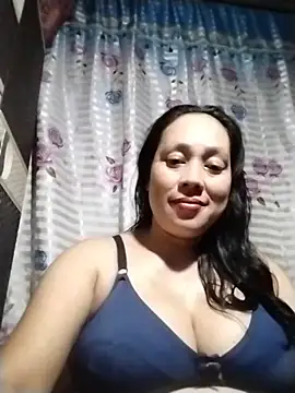 Snapshot of May_Bombs chatting on 02.09.26 May Bombs online show from 02.09.26