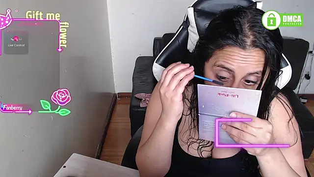 Snapshot of MeliisaRobers chatting on 02.24.26 MeliisaRobers online show from 02.24.26