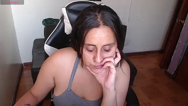 Snapshot of MeliisaRobers chatting on 02.28.26 MeliisaRobers online show from 02.28.26