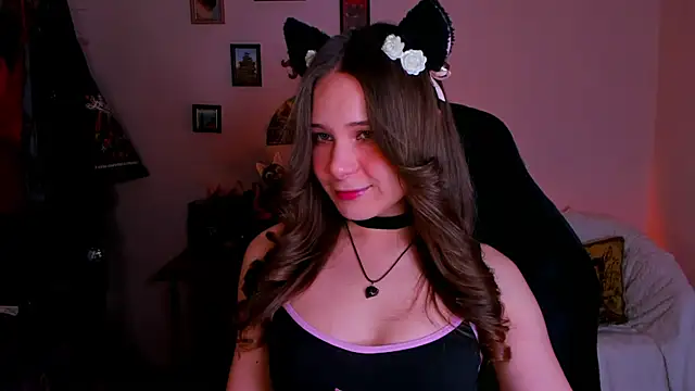 LanaLovely online show from 05.27.26