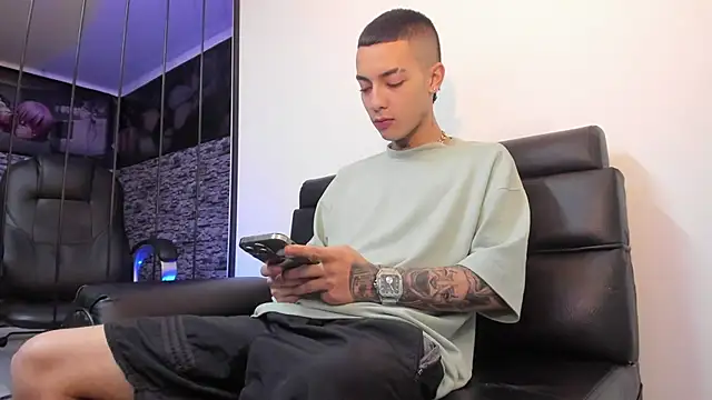 Dereck Boy  online show from 03.26.26