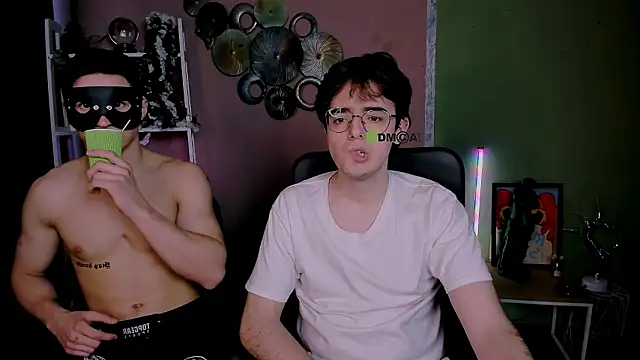 Snapshot of martin_neil chatting on 02.26.26 martin neil online show from 02.26.26