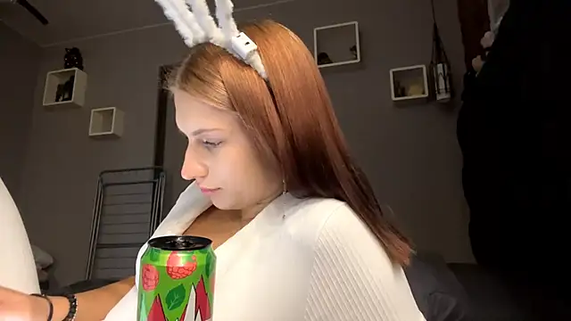 Snapshot of JeneeEady chatting on 02.06.26 JeneeEady online show from 02.06.26