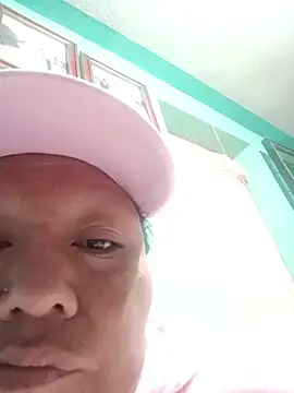 Snapshot of perrit17 chatting on 03.22.26 perrit17 online show from 03.22.26