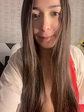 Snapshot of Mia_rivers__ chatting on 02.14.26 Mia rivers online show from 02.14.26