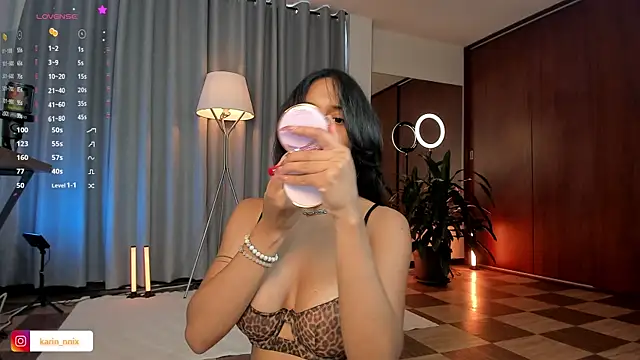 karinnixx online show from 07.09.26