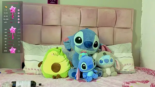 Snapshot of valeriaxxnova chatting on 02.25.26 valeriaxxnova online show from 02.25.26