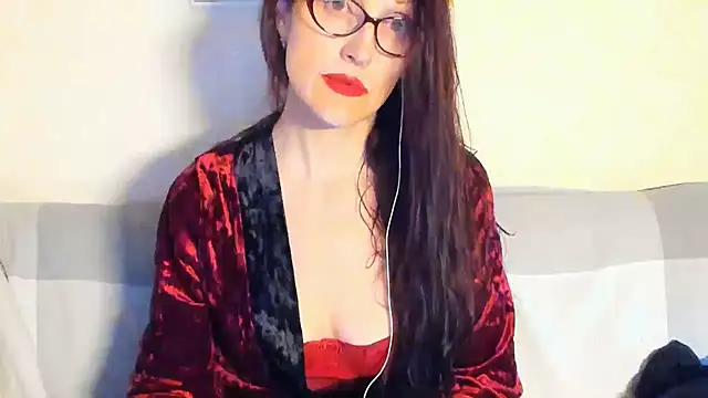 beddable woman online show from 05.17.26