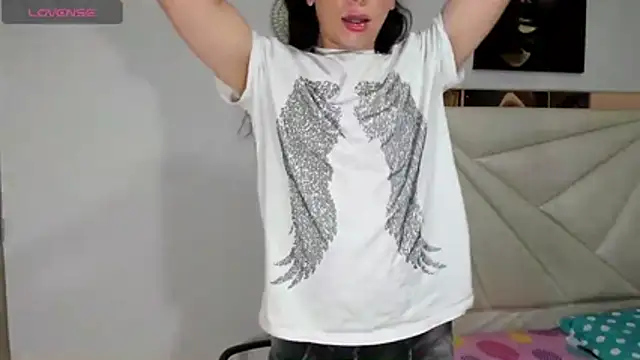 Snapshot of ale-noah chatting on 02.07.26 ale-noah online show from 02.07.26