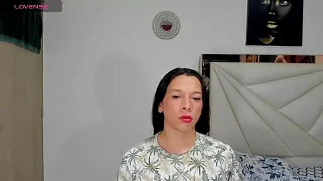 Snapshot of ale-noah chatting on 02.20.26 ale-noah online show from 02.20.26