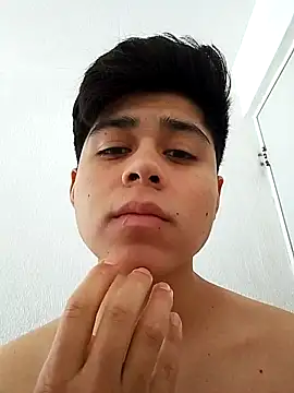 Snapshot of dark0p12 chatting on 02.05.26 dark0p12 online show from 02.05.26