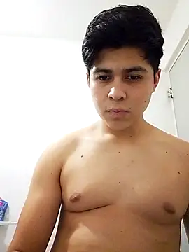 Snapshot of dark0p12 chatting on 02.13.26 dark0p12 online show from 02.13.26