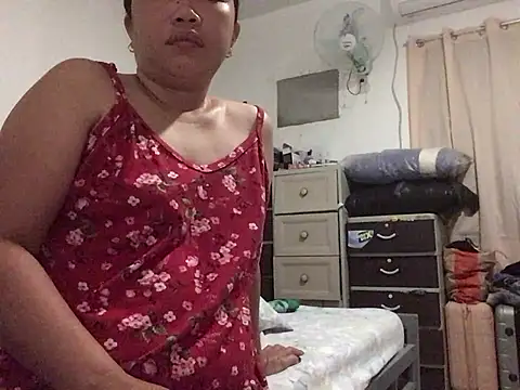 Snapshot of lady_candy85 chatting on 02.08.26 lady candy85 online show from 02.08.26