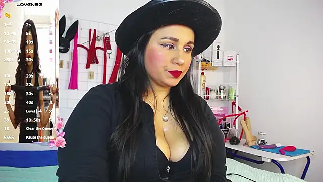 shannon queen- online show from 02.11.26