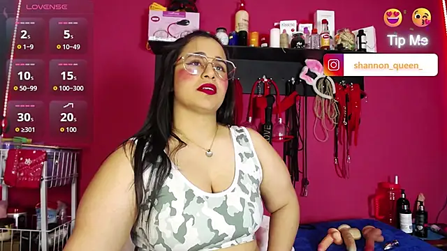 shannon queen- online show from 04.11.26