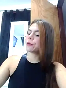 EmiNavarro online show from 08.02.26