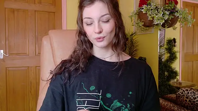 Snapshot of meesey chatting on 03.04.26 meesey online show from 03.04.26