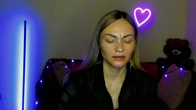 BlondMikey22 online show from 05.11.26