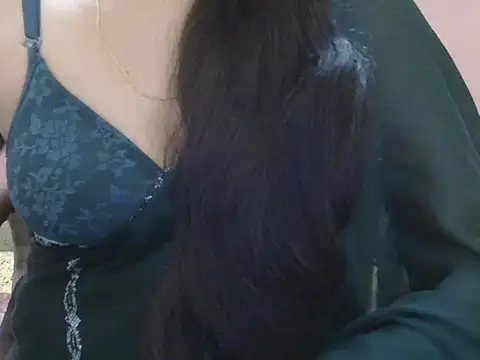 Cute Sheetal online show from 05.17.26