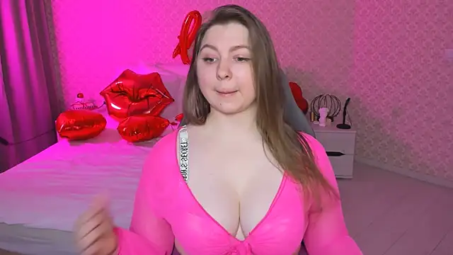 Snapshot of lea__luna chatting on 02.10.26 lea luna online show from 02.10.26