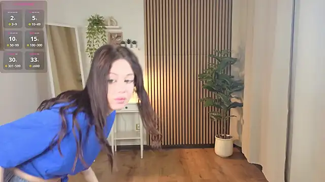 laylaura online show from 02.18.26