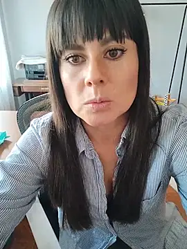 Lyonette reading1 online show from 02.20.26