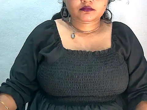 Snapshot of Saniya_K2 chatting on 06.17.26 Saniya K2 online show from 06.17.26