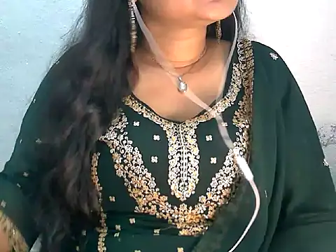 Snapshot of Saniya_K2 chatting on 07.25.26 Saniya K2 online show from 07.25.26
