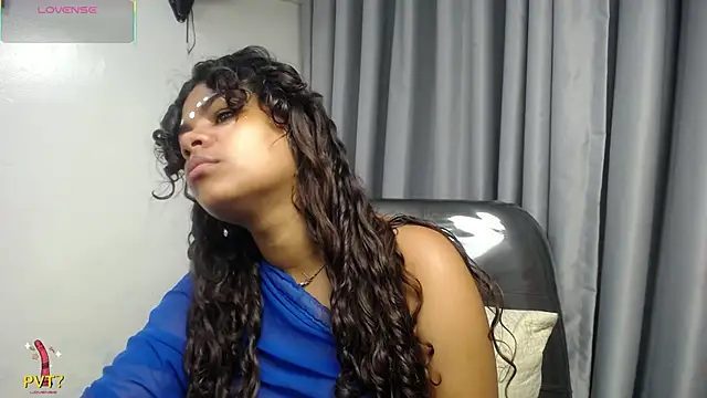 yaazhinii online show from 04.13.26