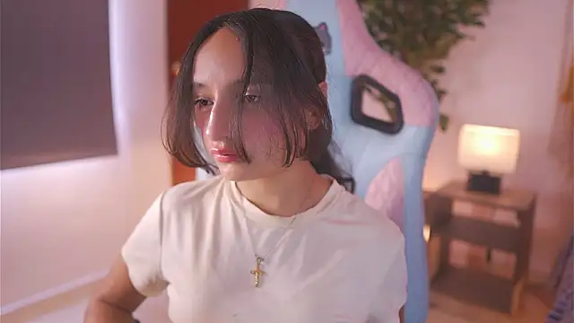 Snapshot of _emily_jonexs chatting on 02.05.26 emily jonexs online show from 02.05.26