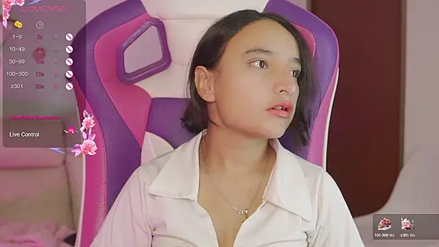 Snapshot of _emily_jonexs chatting on 02.15.26 emily jonexs online show from 02.15.26