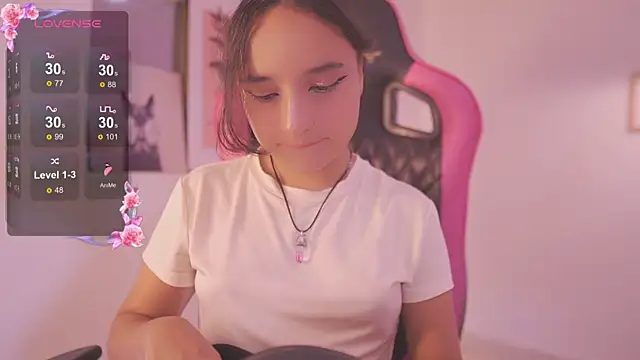  emily jonexs online show from 06.18.26