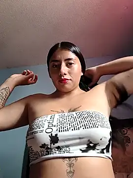 Snapshot of ashleymonroe4 chatting on 02.22.26 ashleymonroe4 online show from 02.22.26