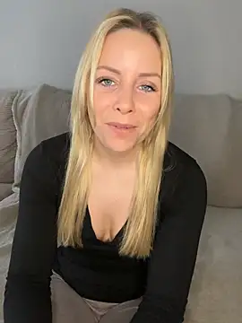 emily-becker22 online show from 02.24.26