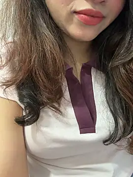 riya sharma11 online show from 04.19.26