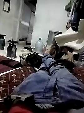 UnsureSlide online show from 04.16.26