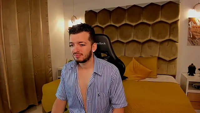 Logan Wolf-js online show from 04.01.26