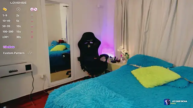 Clary Fray  online show from 02.28.26