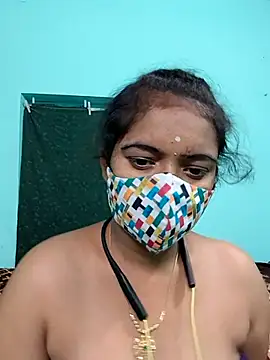 Snapshot of Tamilkannadacouple chatting on 03.17.26 Tamilkannadacouple online show from 03.17.26