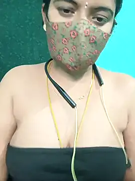 Snapshot of Tamilkannadacouple chatting on 04.02.26 Tamilkannadacouple online show from 04.02.26