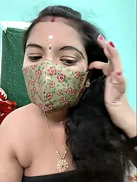 Snapshot of Tamilkannadacouple chatting on 04.14.26 Tamilkannadacouple online show from 04.14.26