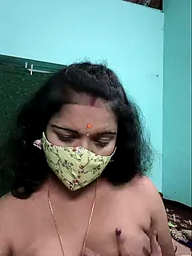 Snapshot of Tamilkannadacouple chatting on 05.07.26 Tamilkannadacouple online show from 05.07.26
