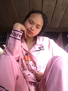 Snapshot of nonakana chatting on 03.29.26 nonakana online show from 03.29.26